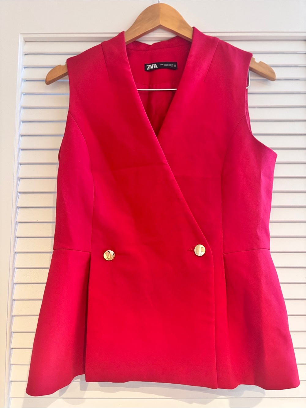 Zara Sleeveless Double-Breasted Blazer Vest in Bright Pink